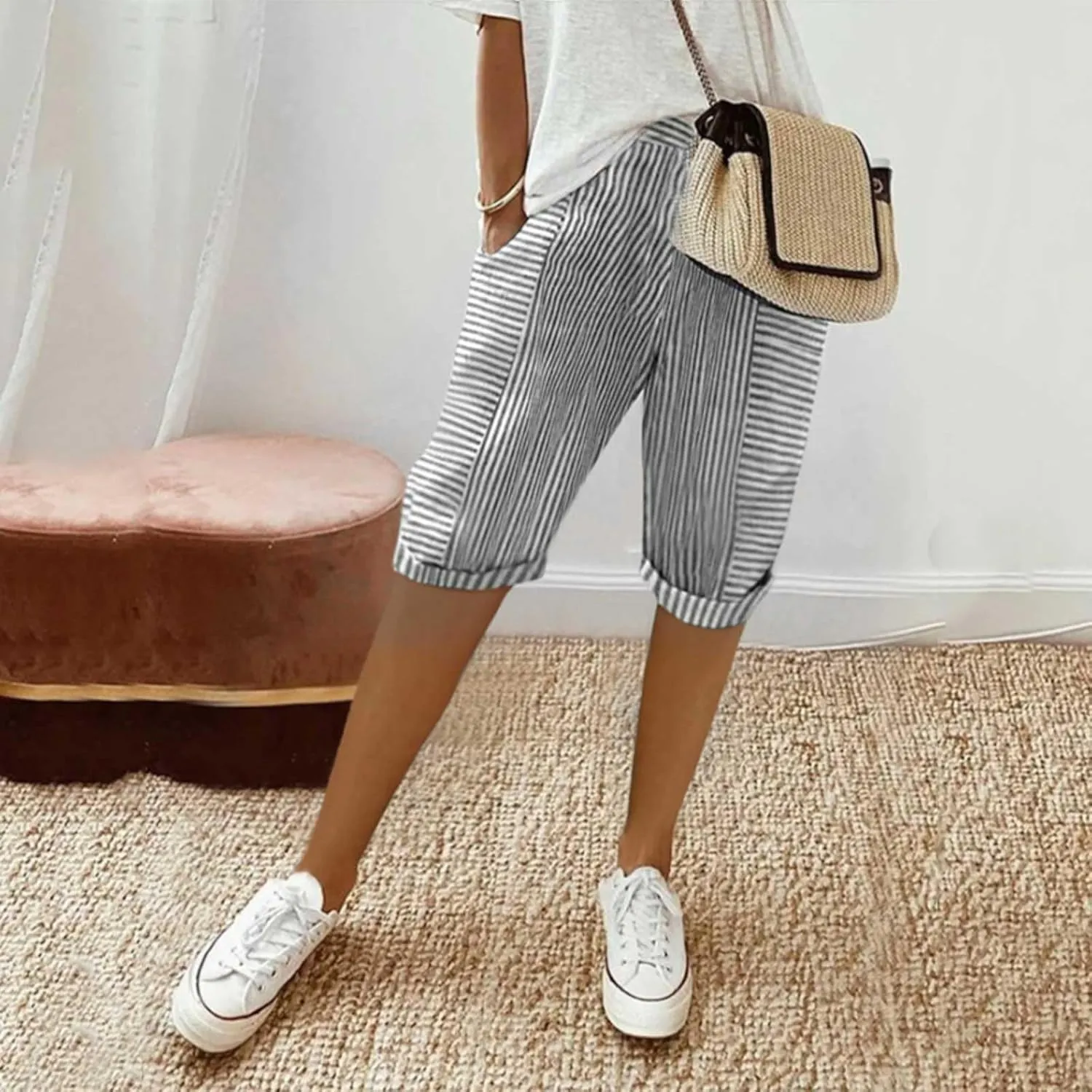 Capris With Pockets For Women Cotton Linen Knee Length Bermuda Shorts Summer Vacation Drawstring Cropped Trousers