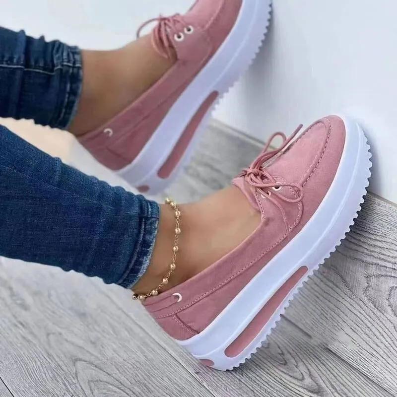 Kris - Chic Lace-Up Sneakers