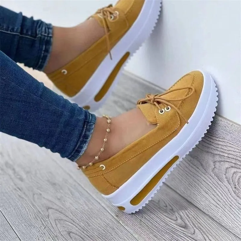 Kris - Chic Lace-Up Sneakers