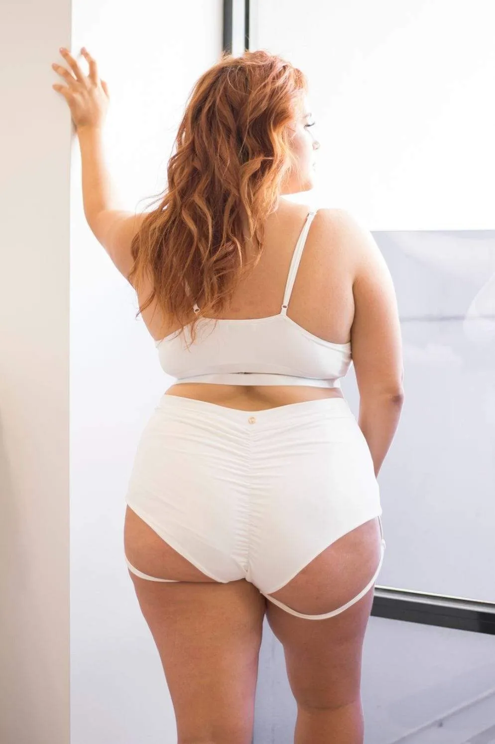 Lure You High Waisted Garter Shorts - White