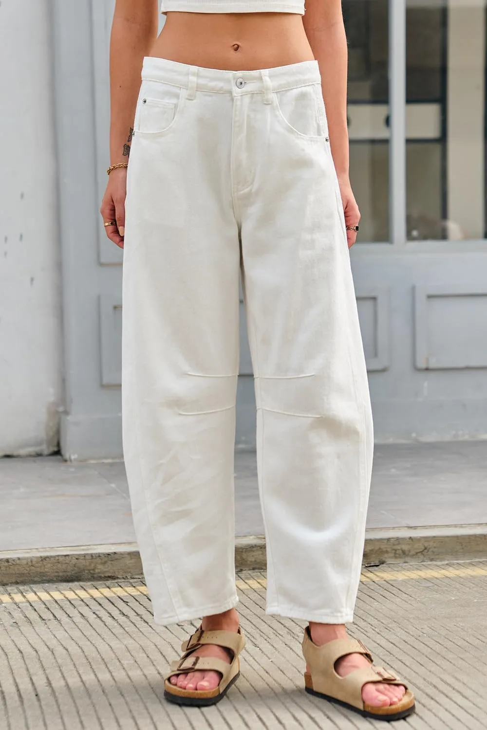 Mid Rise Barrel Jeans for Women Wide Leg Mid Waist Cropped Denim Pants Y2k Baggy Boyfriend Jeans with Pockets