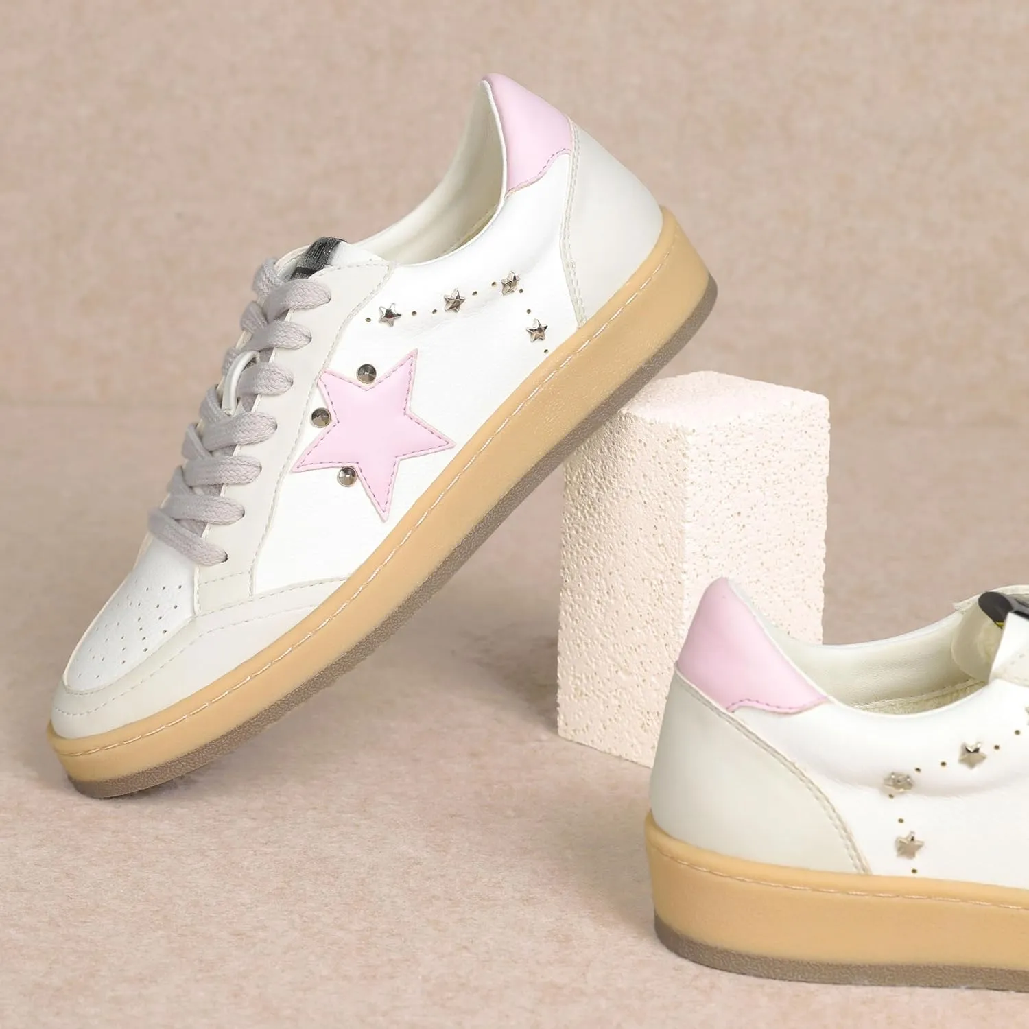 Mi.iM Avery Rubber Sole Lace-up Star Sneakers