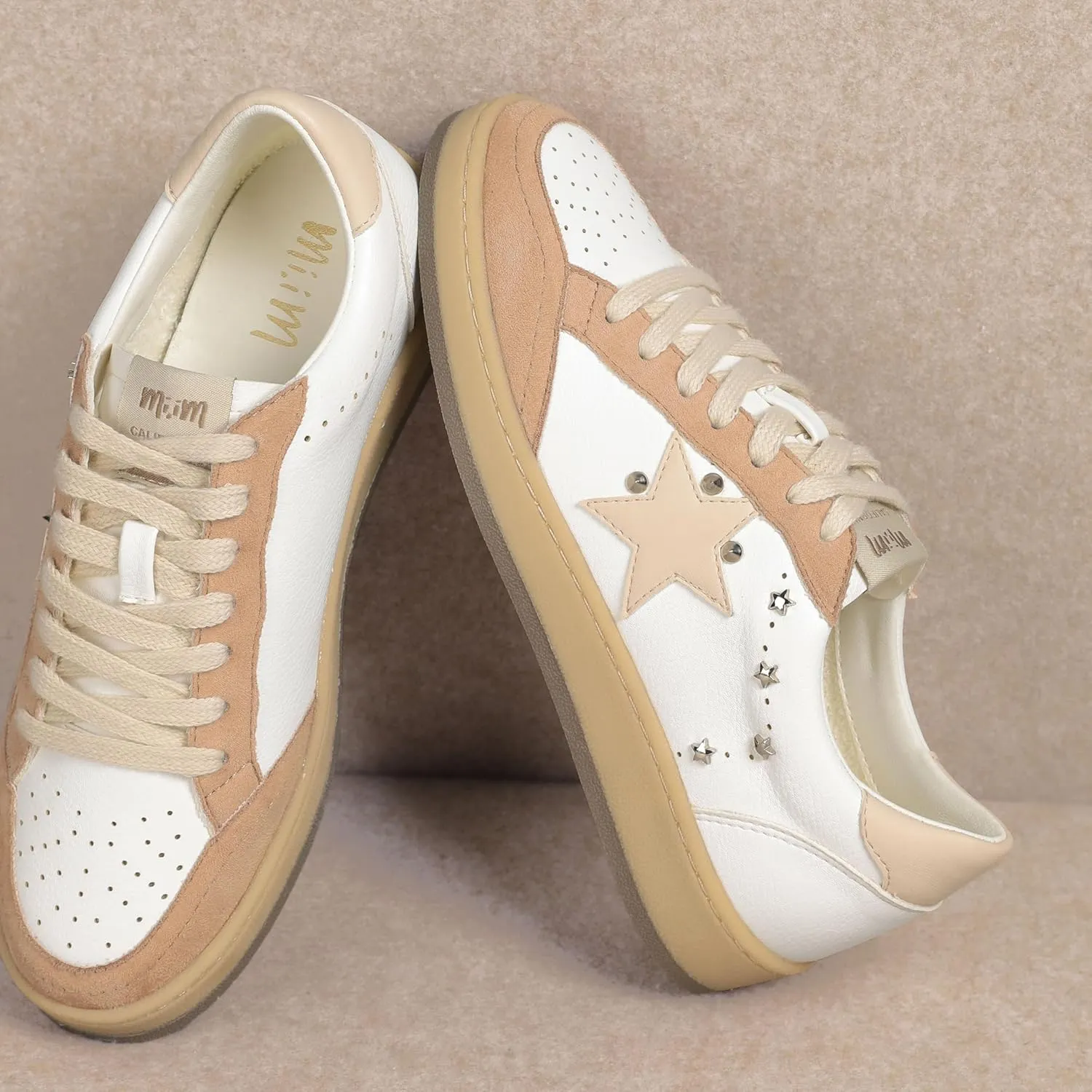 Mi.iM Avery Rubber Sole Lace-up Star Sneakers