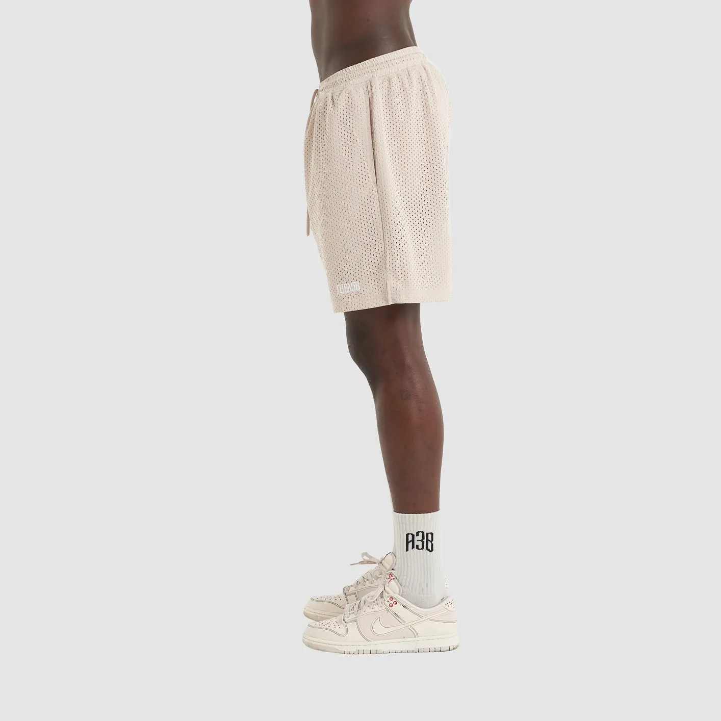 MOVEMENT SHORT BEIGE