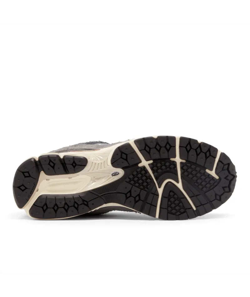 NEW BALANCE M2002rel Unisex Sneakers