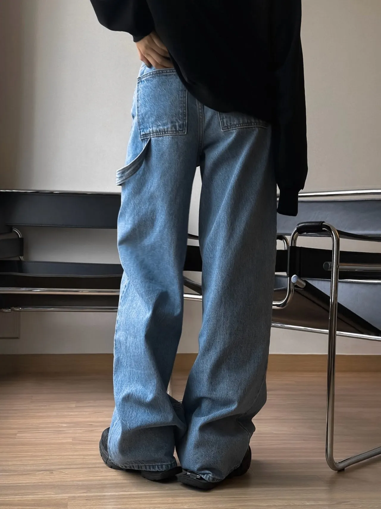 RELAXED FIT DENIM JEANS WITH SIDE LOOP