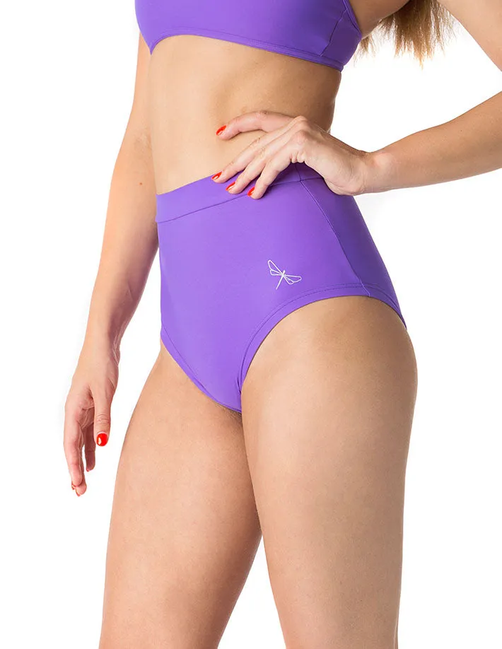 Scrunch pole shorts Lola