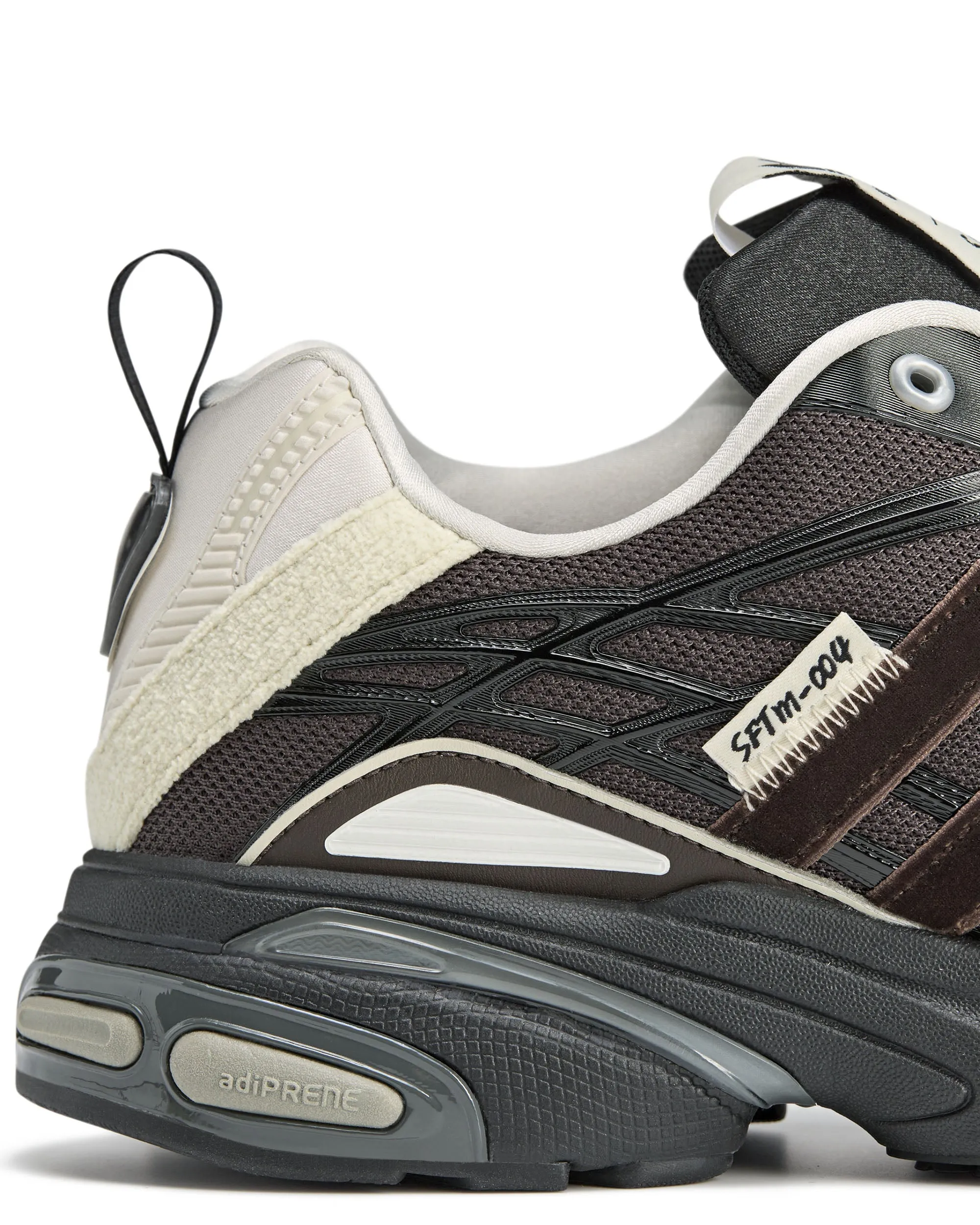 Song For The Mute Adistar Cushion - Core Black / Dark Brown / Earth Strata