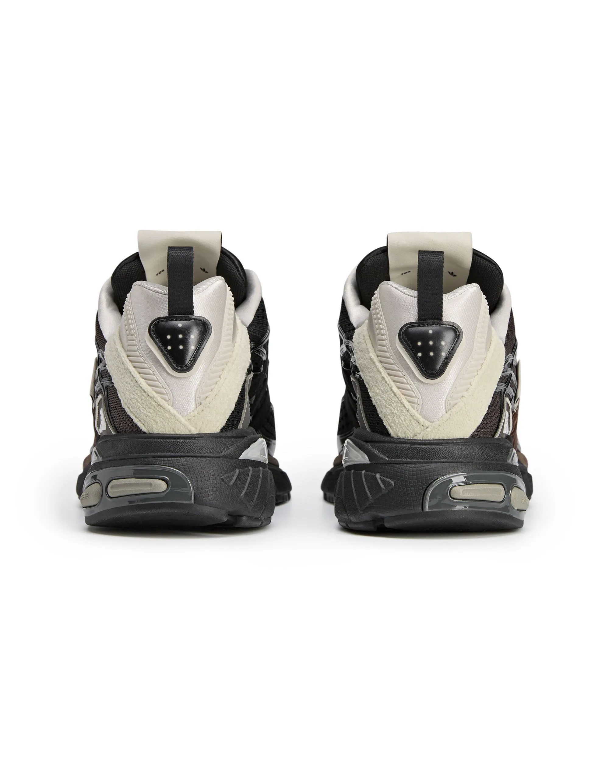 Song For The Mute Adistar Cushion - Core Black / Dark Brown / Earth Strata