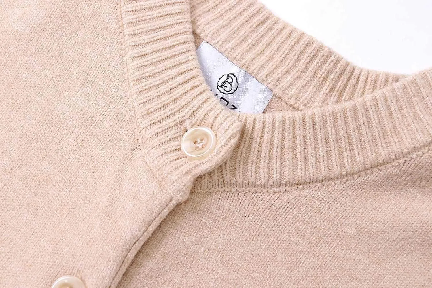 Women Thick Button Down Cardigan Sweaters Crew Neck Medium Weight Long Sleeve